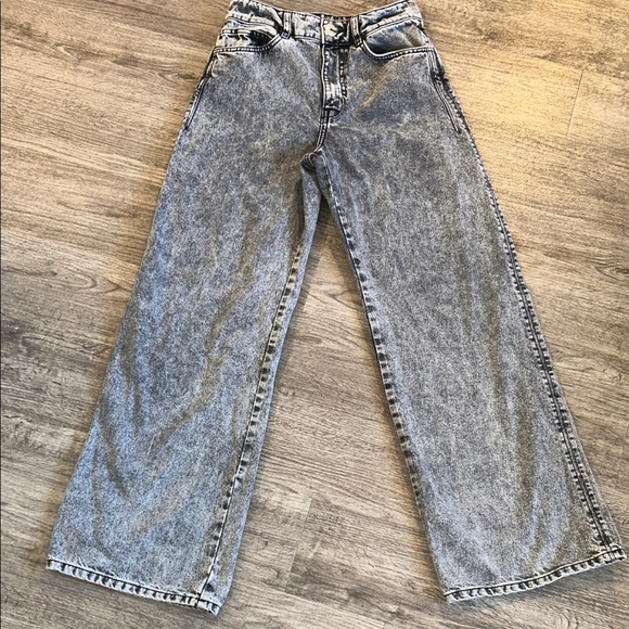 Zara Denim - Zara Stonewashed Wide Leg Jeans Gray Acid Wash US Size 6